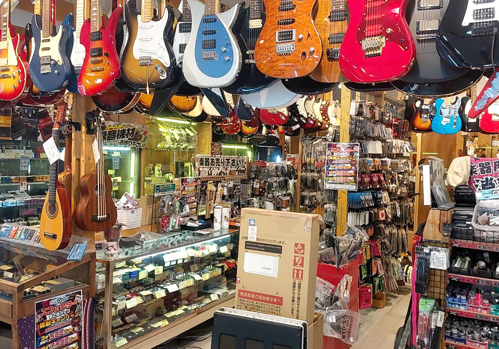 お宝発見岡山店 店内写真4